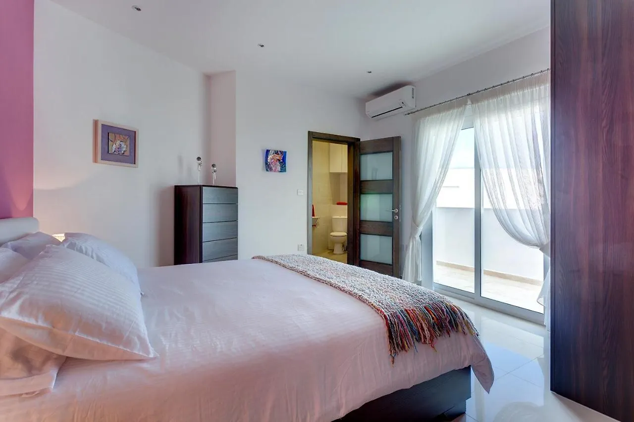 아파트 Luxury 2 Bedroom Penthouse In St Julians Saint Julian's