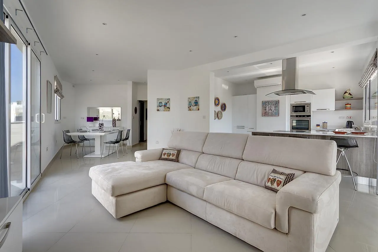 Luxury 2 Bedroom Penthouse In St Julians Saint Julian's 아파트